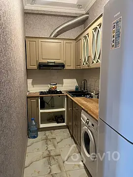 Kirayə verilir 2 otaqlı köhnə tikili 45 m²