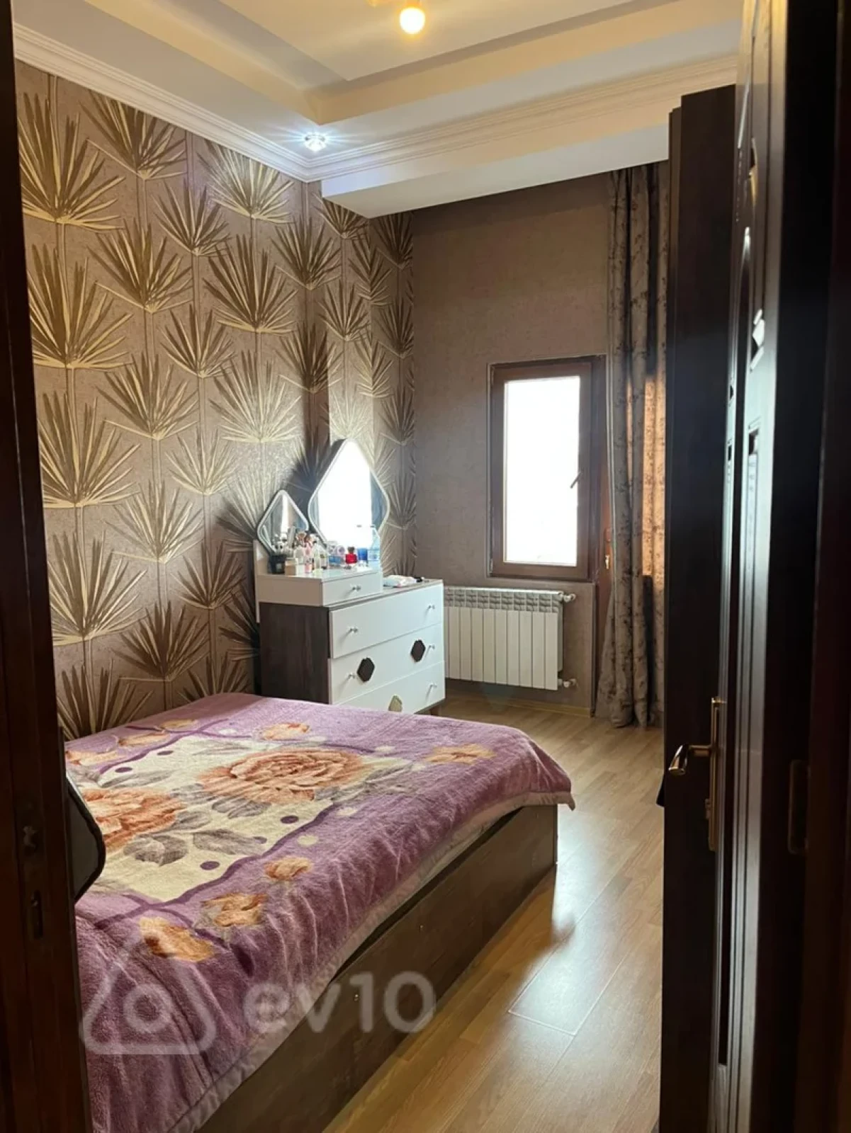 Kirayə verilir 2 otaqlı köhnə tikili 45 m²