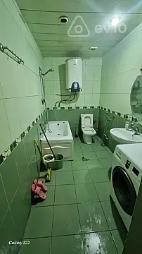 Kirayə verilir 2 otaqlı yeni tikili 65 m²