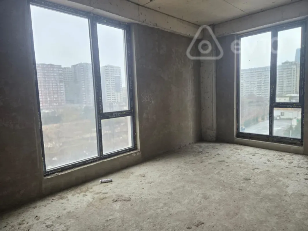 Satılır 3 otaqlı yeni tikili 133 m²