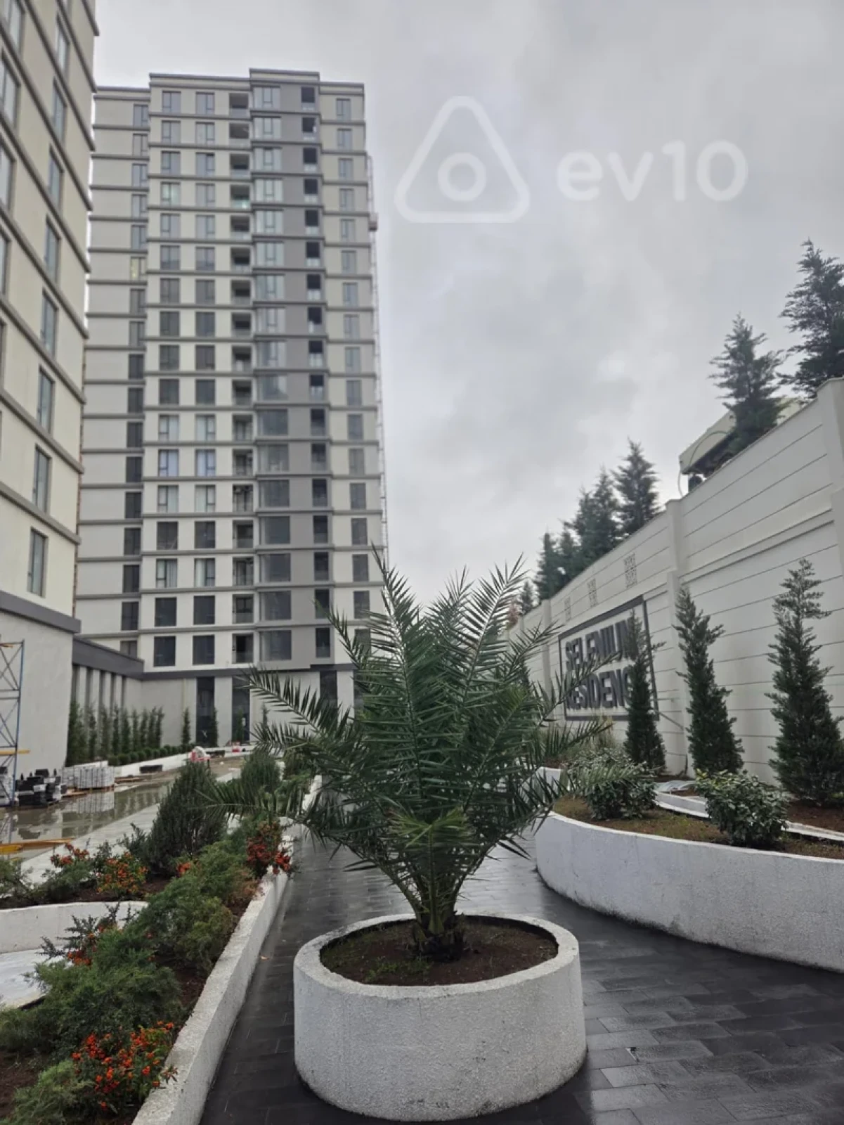 Satılır 3 otaqlı yeni tikili 133 m²