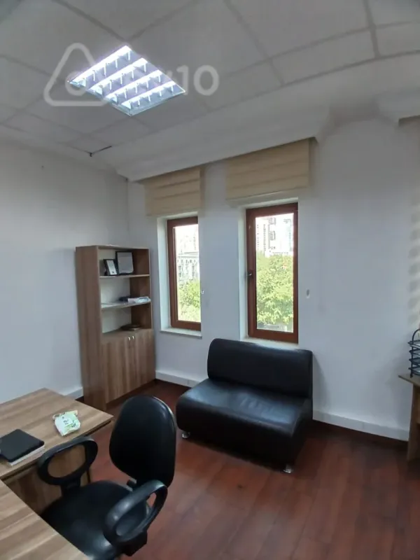 Kirayə verilir 1 otaqlı ofis 35 m²