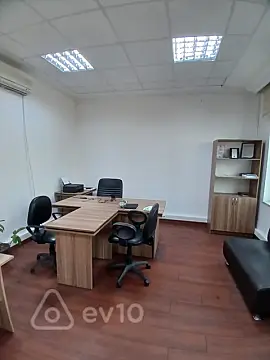 Kirayə verilir 1 otaqlı ofis 35 m²