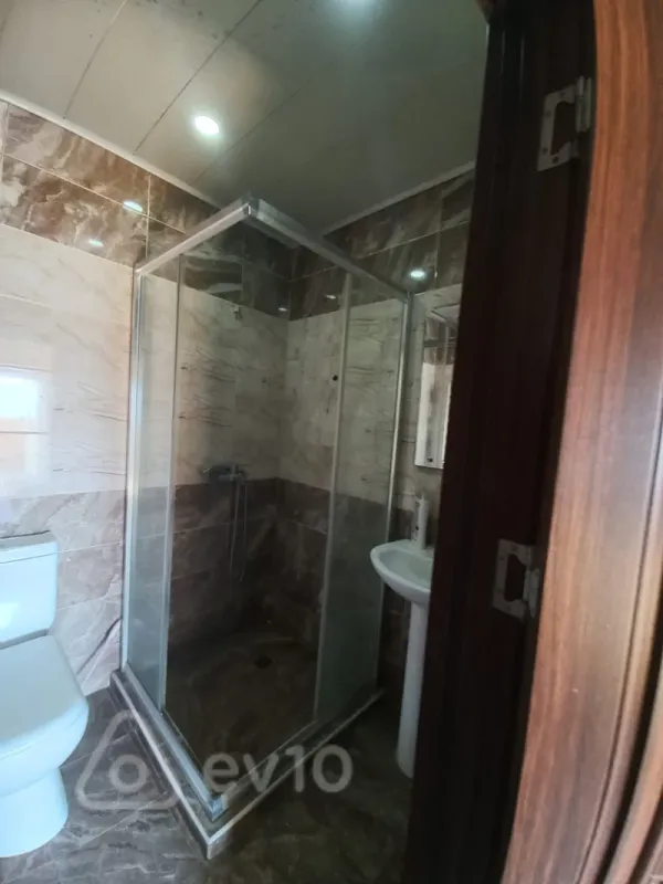 Kirayə verilir 2 otaqlı yeni tikili 60 m²