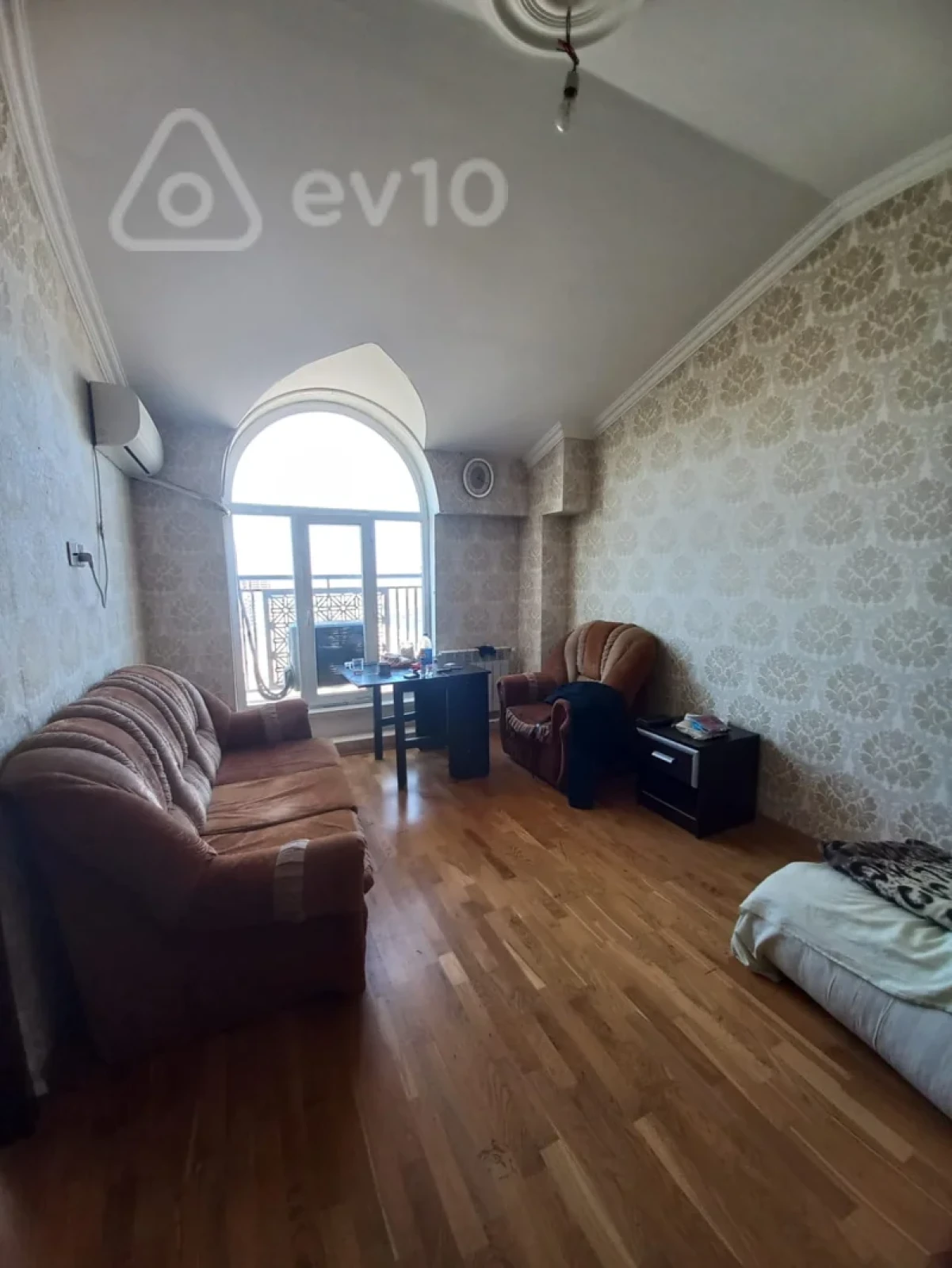 Kirayə verilir 2 otaqlı yeni tikili 60 m²
