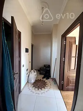 Kirayə verilir 2 otaqlı yeni tikili 60 m²