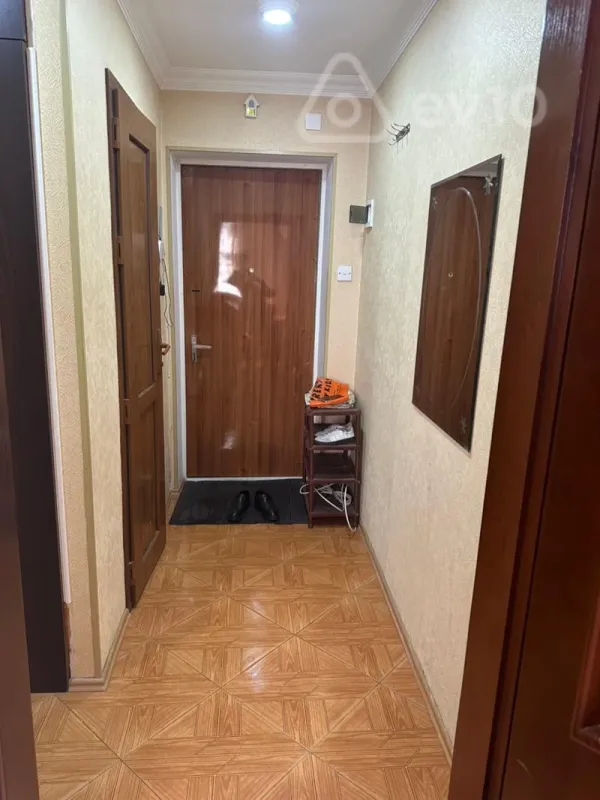 Kirayə verilir 2 otaqlı köhnə tikili 45 m²
