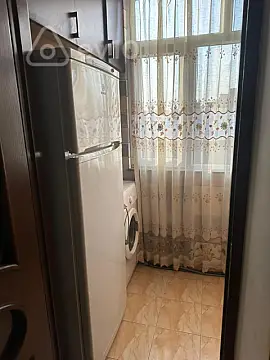 Kirayə verilir 2 otaqlı köhnə tikili 45 m² — Bakı, Nizami 2 otaq 45.00 m²