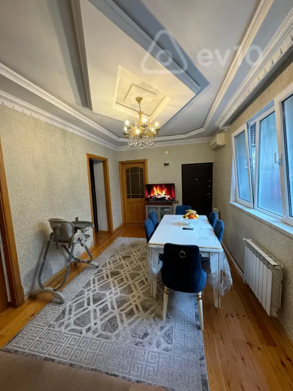 Kirayə verilir 3 otaqlı köhnə tikili 57 m²