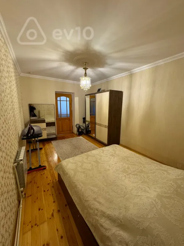 Kirayə verilir 3 otaqlı köhnə tikili 57 m²