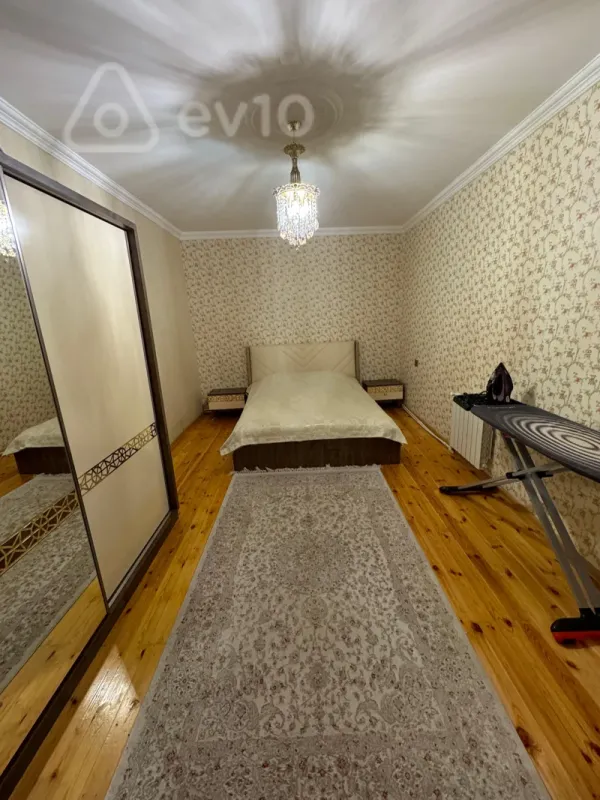 Kirayə verilir 3 otaqlı köhnə tikili 57 m²