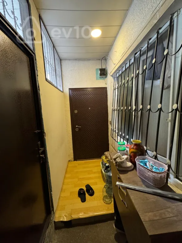 Kirayə verilir 3 otaqlı köhnə tikili 57 m²