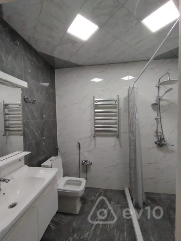 Satılır 2 otaqlı yeni tikili 70 m²