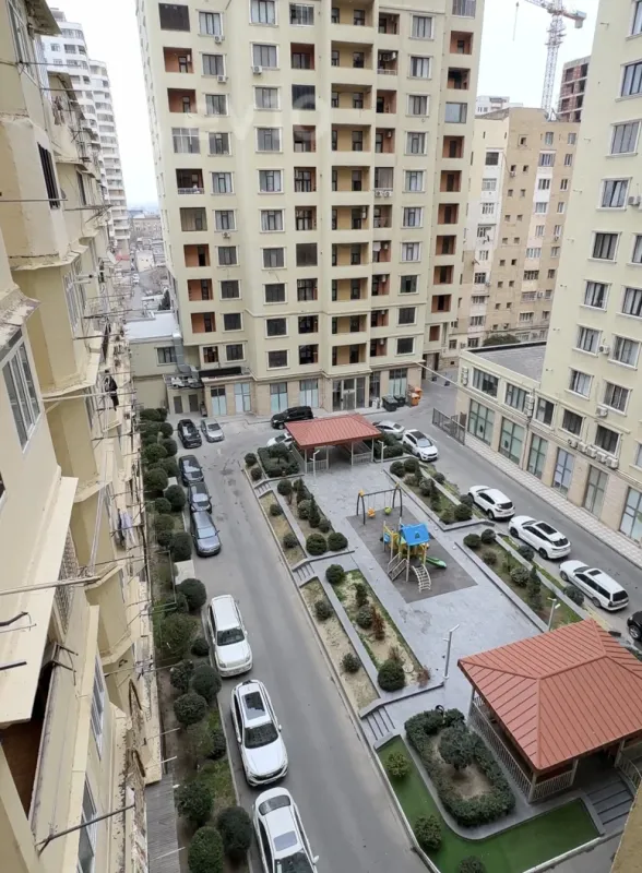 Satılır 2 otaqlı yeni tikili 70 m²