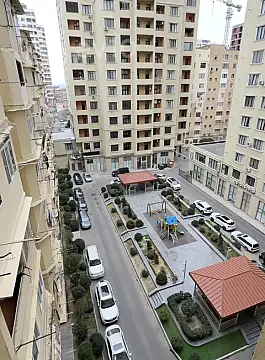 Satılır 2 otaqlı yeni tikili 70 m²