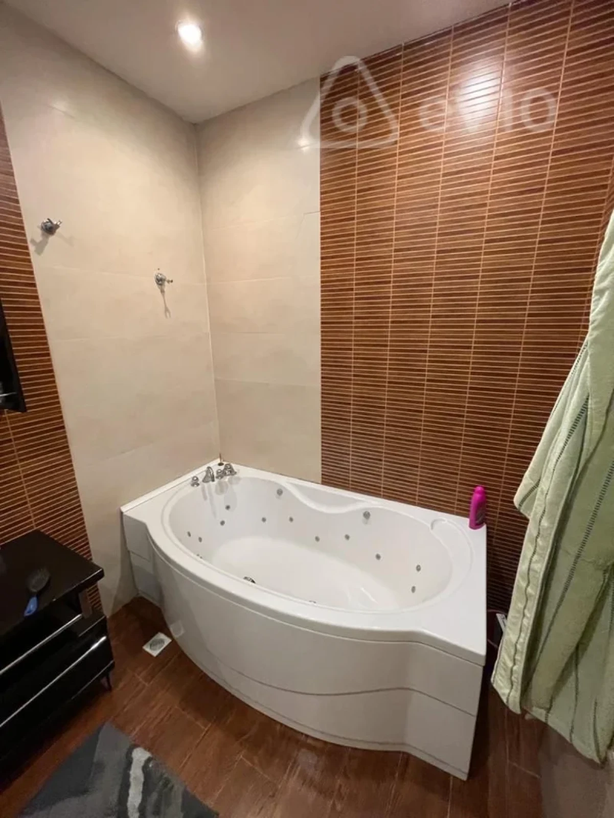 Kirayə verilir 3 otaqlı yeni tikili 150 m²