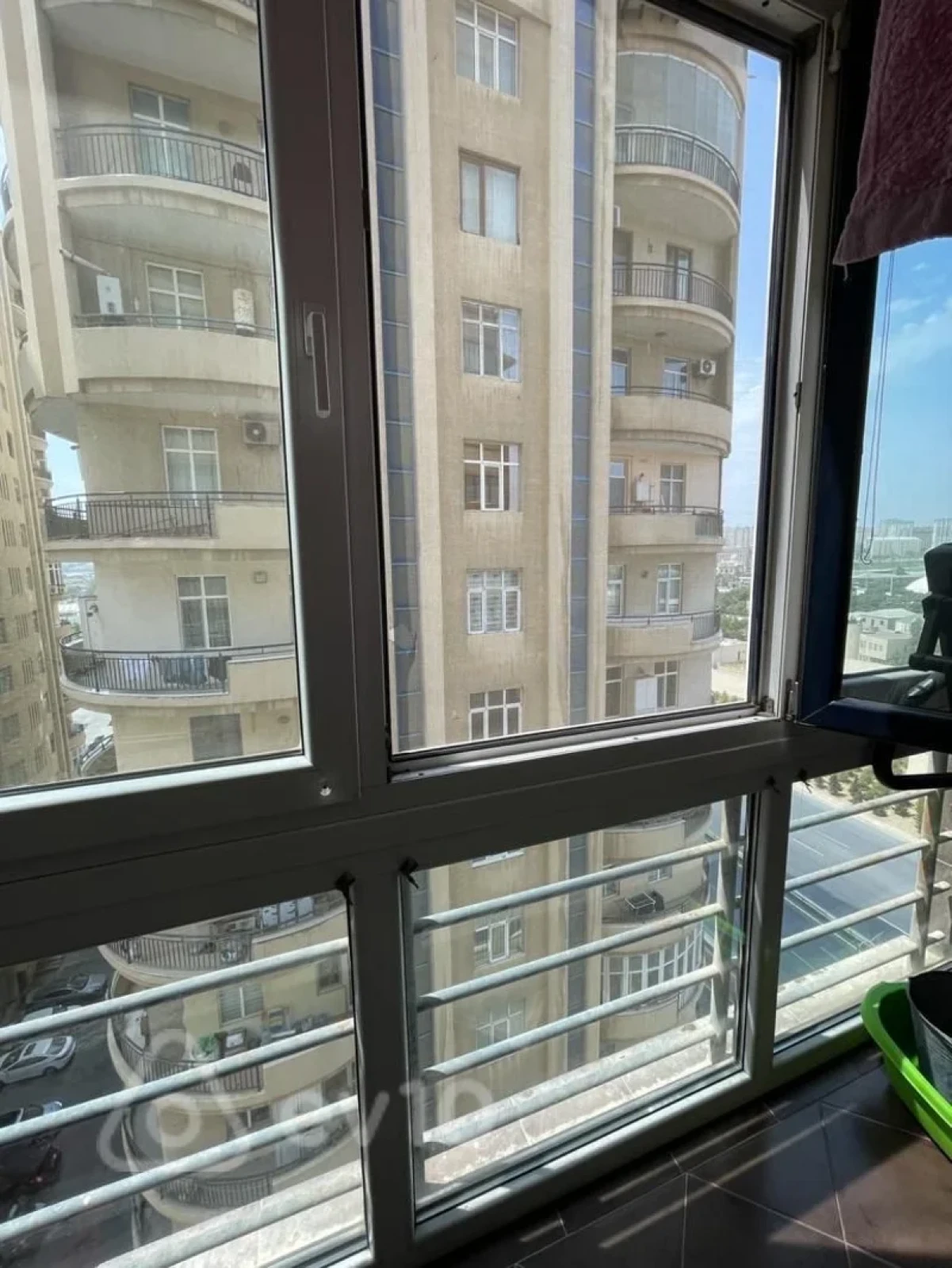 Kirayə verilir 3 otaqlı yeni tikili 150 m²