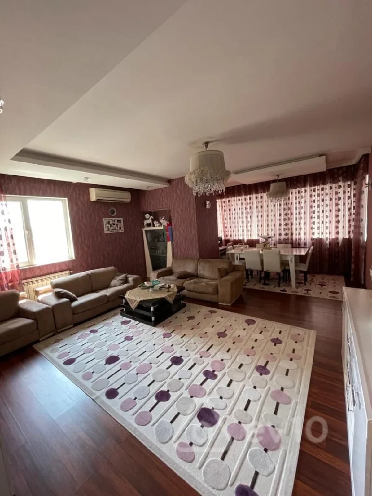 Kirayə verilir 3 otaqlı yeni tikili 150 m²