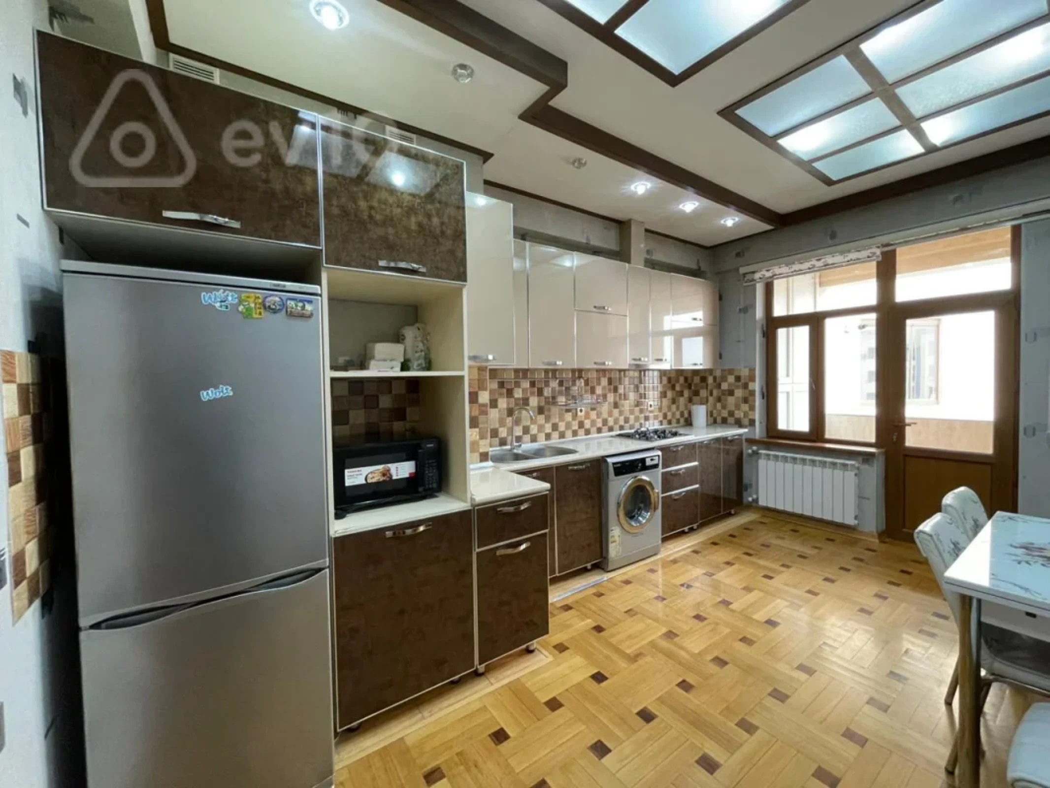 Kirayə verilir 3 otaqlı yeni tikili 100 m²