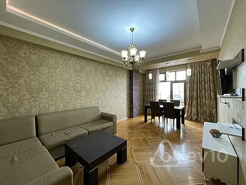 Kirayə verilir 3 otaqlı yeni tikili 100 m²