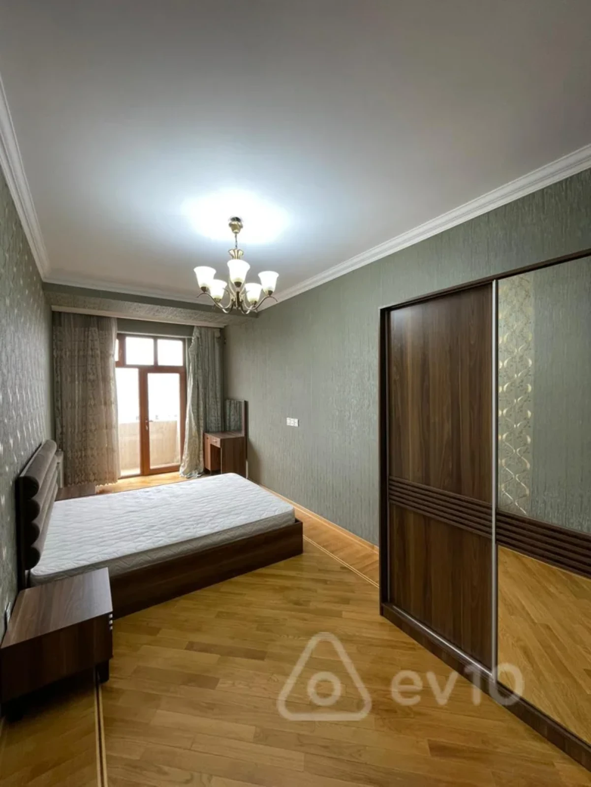 Kirayə verilir 3 otaqlı yeni tikili 100 m²