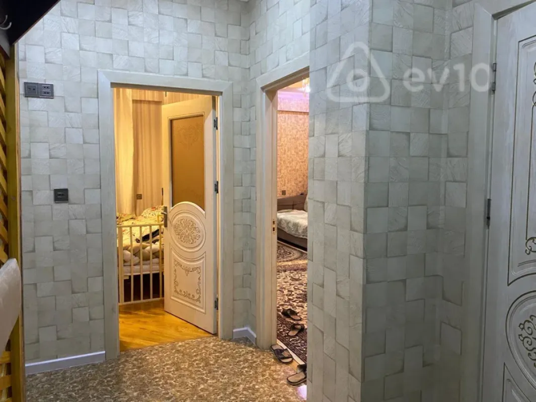 Kirayə verilir 2 otaqlı yeni tikili 55 m²