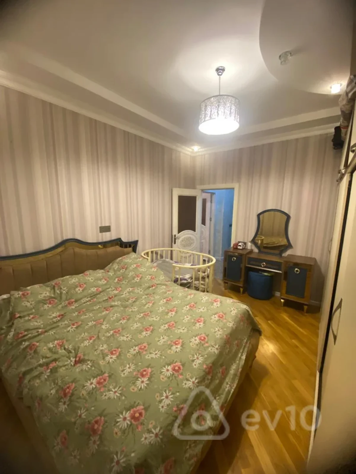 Kirayə verilir 2 otaqlı yeni tikili 55 m²
