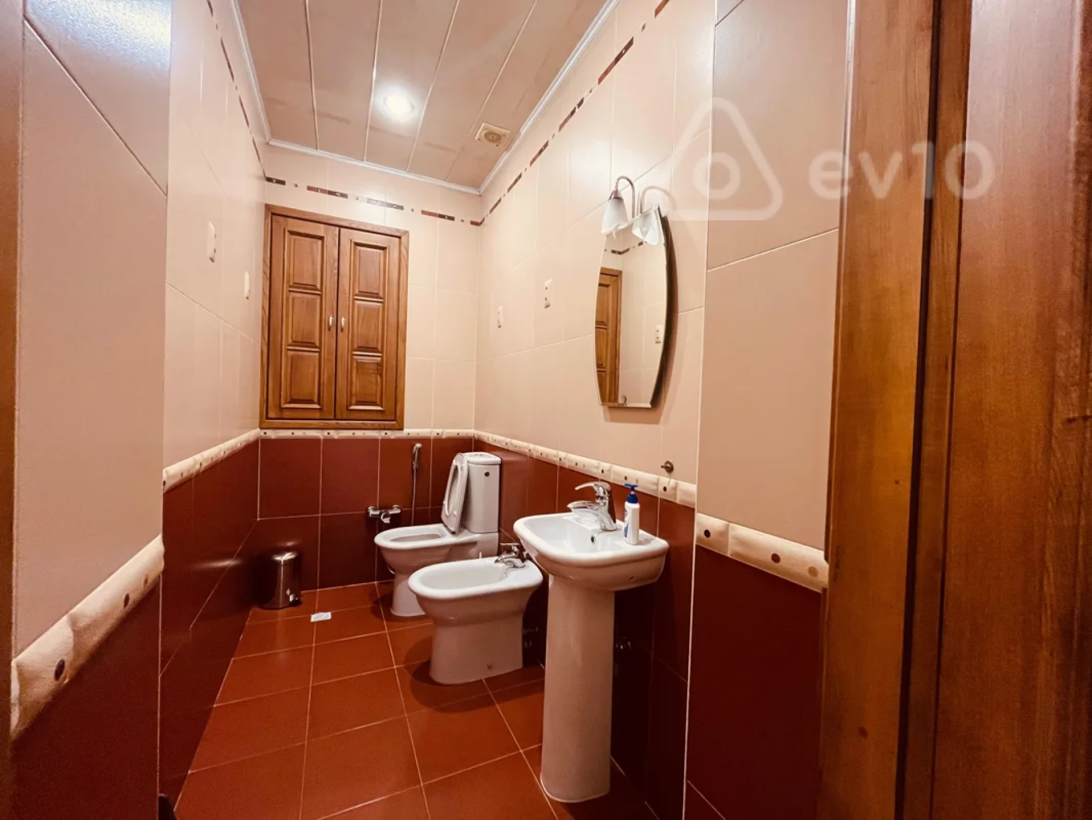 Satılır 5 otaqlı yeni tikili 190 m²