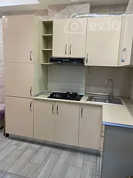Kirayə verilir 3 otaqlı yeni tikili 70 m²