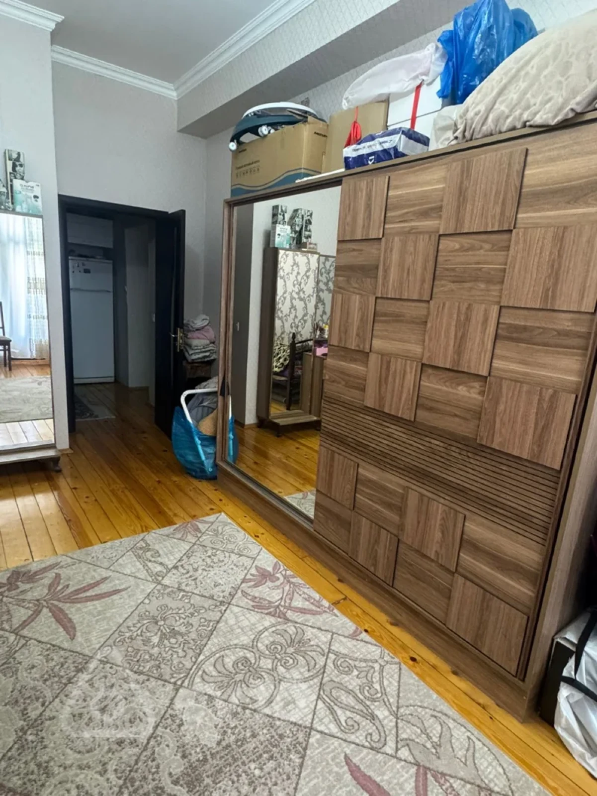 Satılır 2 otaqlı yeni tikili 70 m²