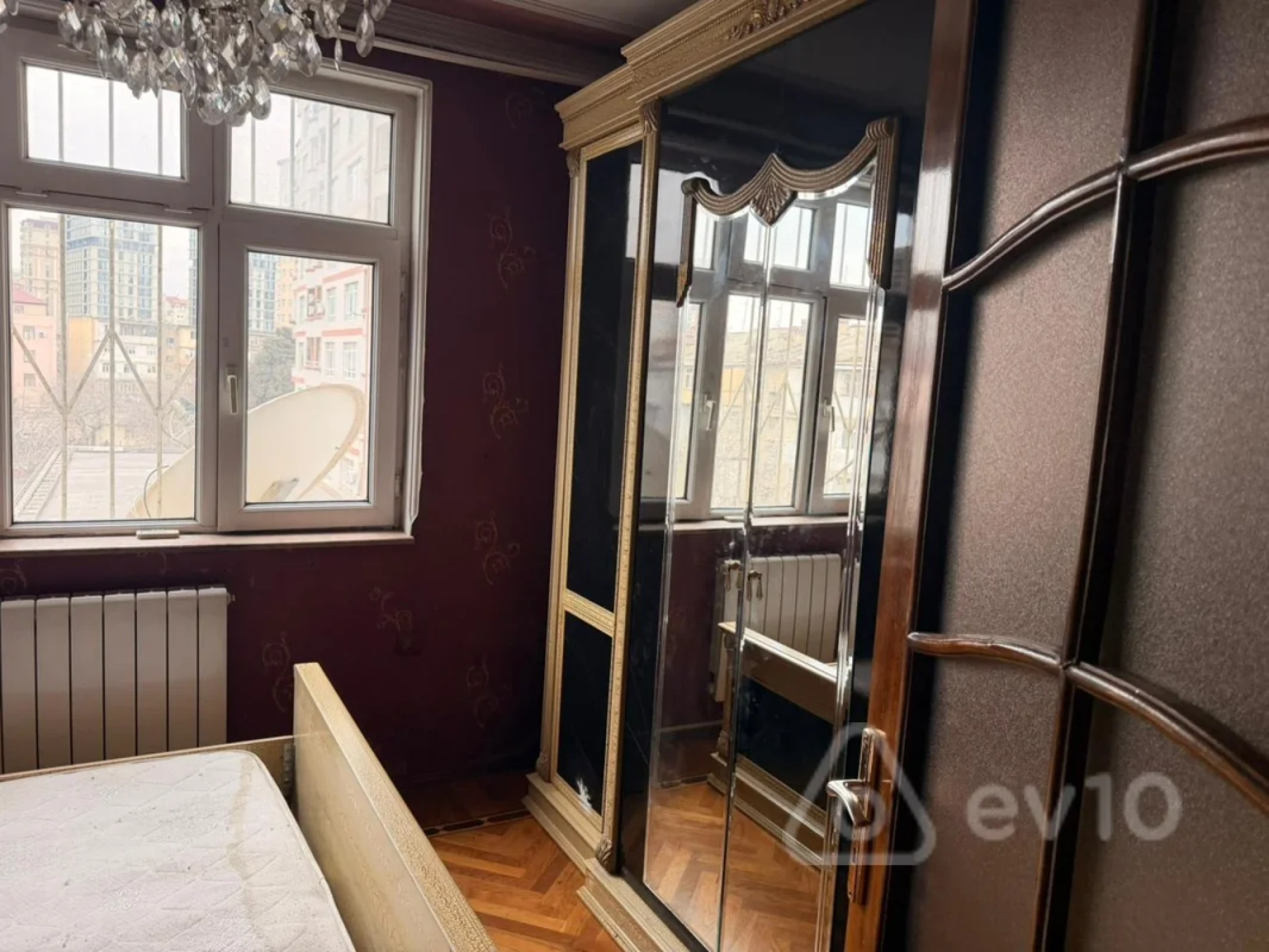 Kirayə verilir 3 otaqlı köhnə tikili 75 m²