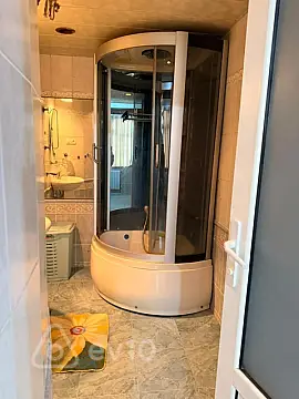 Kirayə verilir 3 otaqlı köhnə tikili 75 m²