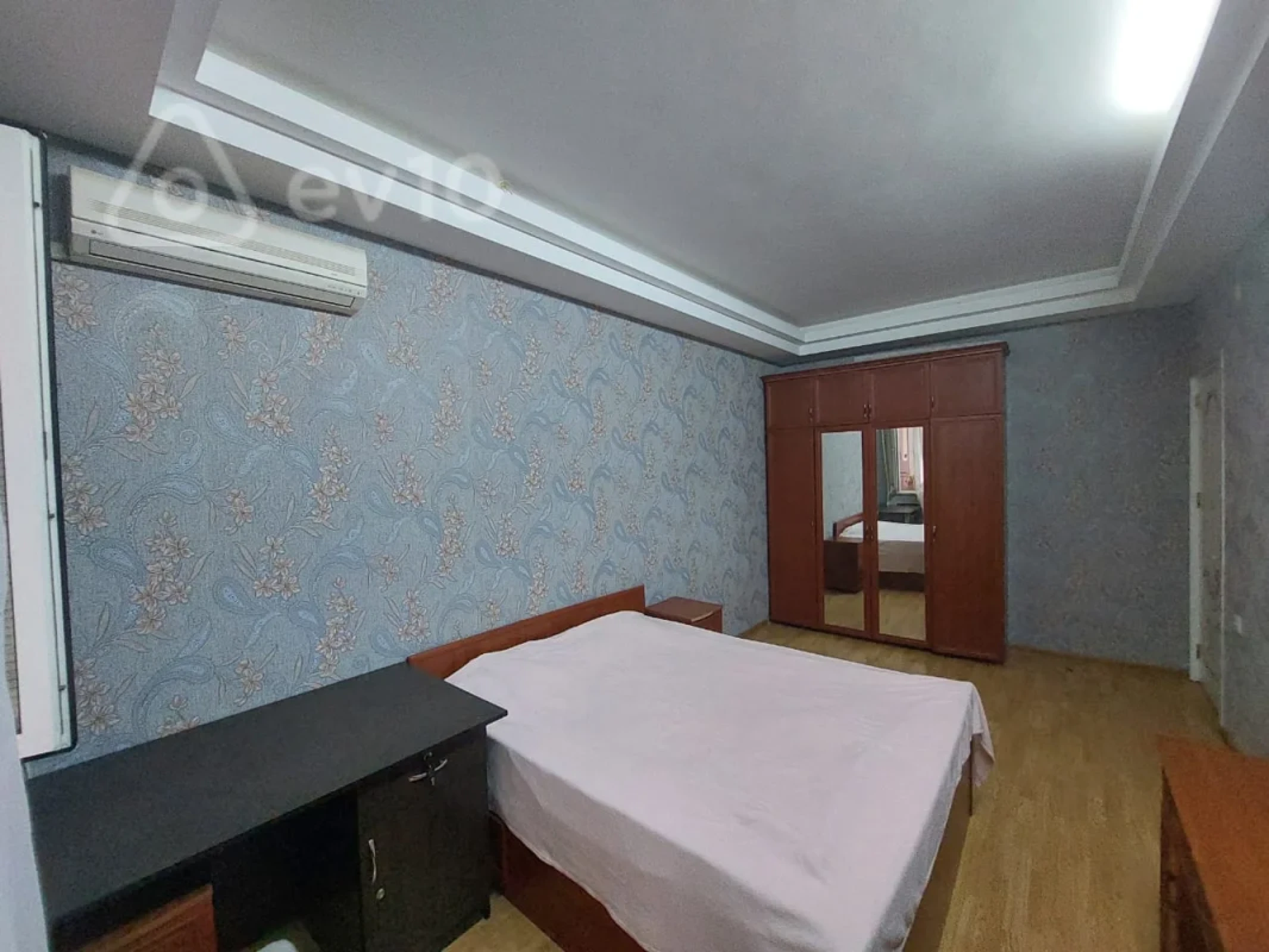 Kirayə verilir 2 otaqlı yeni tikili 90 m²