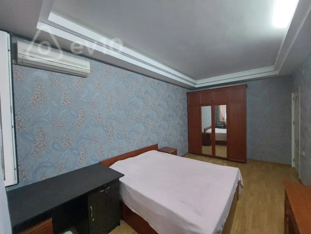 Kirayə verilir 2 otaqlı yeni tikili 90 m²