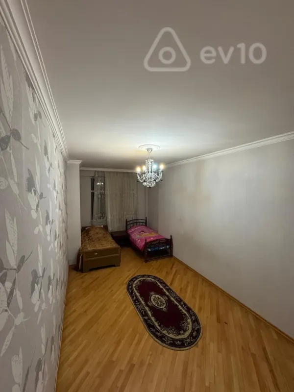 Kirayə verilir 3 otaqlı yeni tikili 162 m²