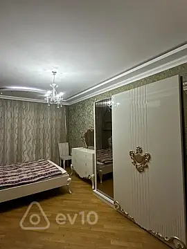 Kirayə verilir 3 otaqlı yeni tikili 100 m²