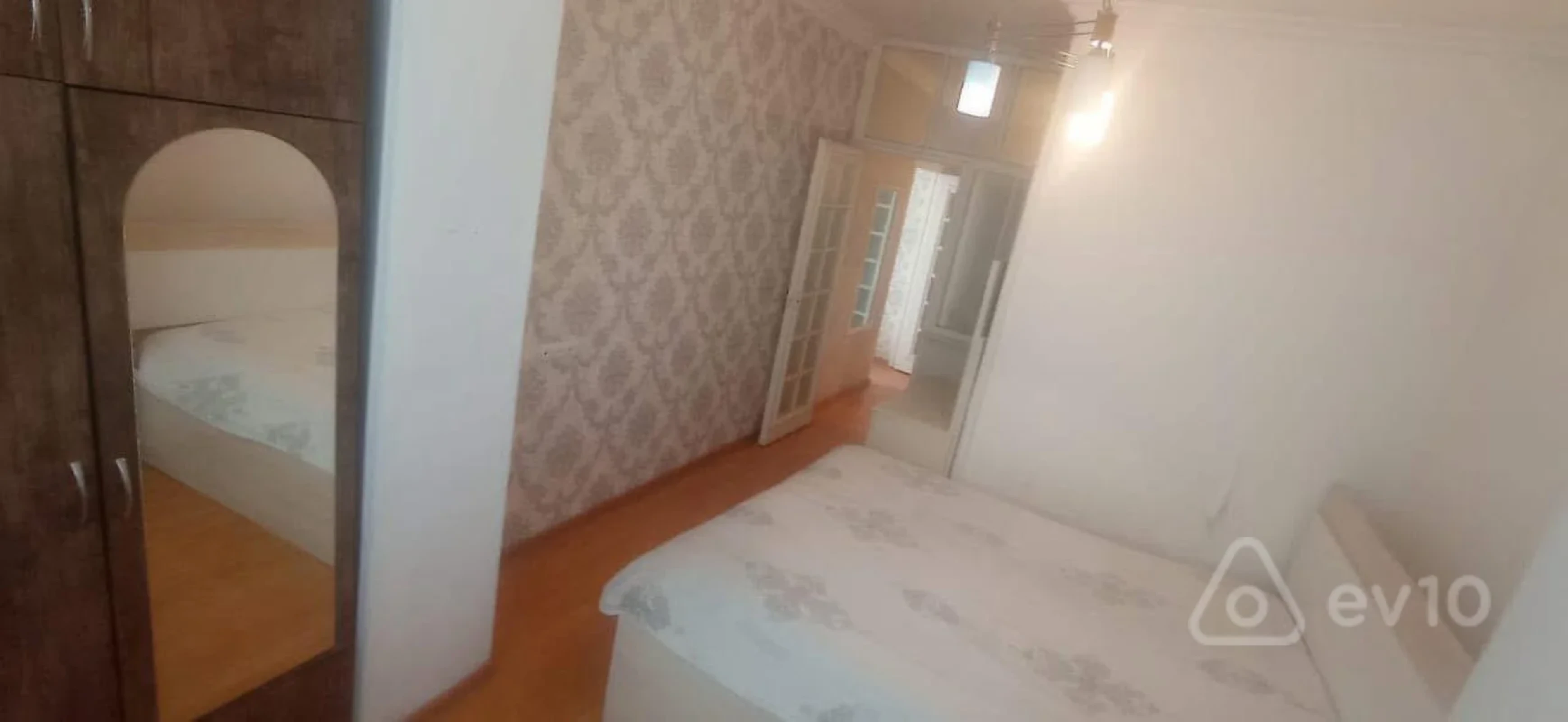 Kirayə verilir 2 otaqlı yeni tikili 40 m²
