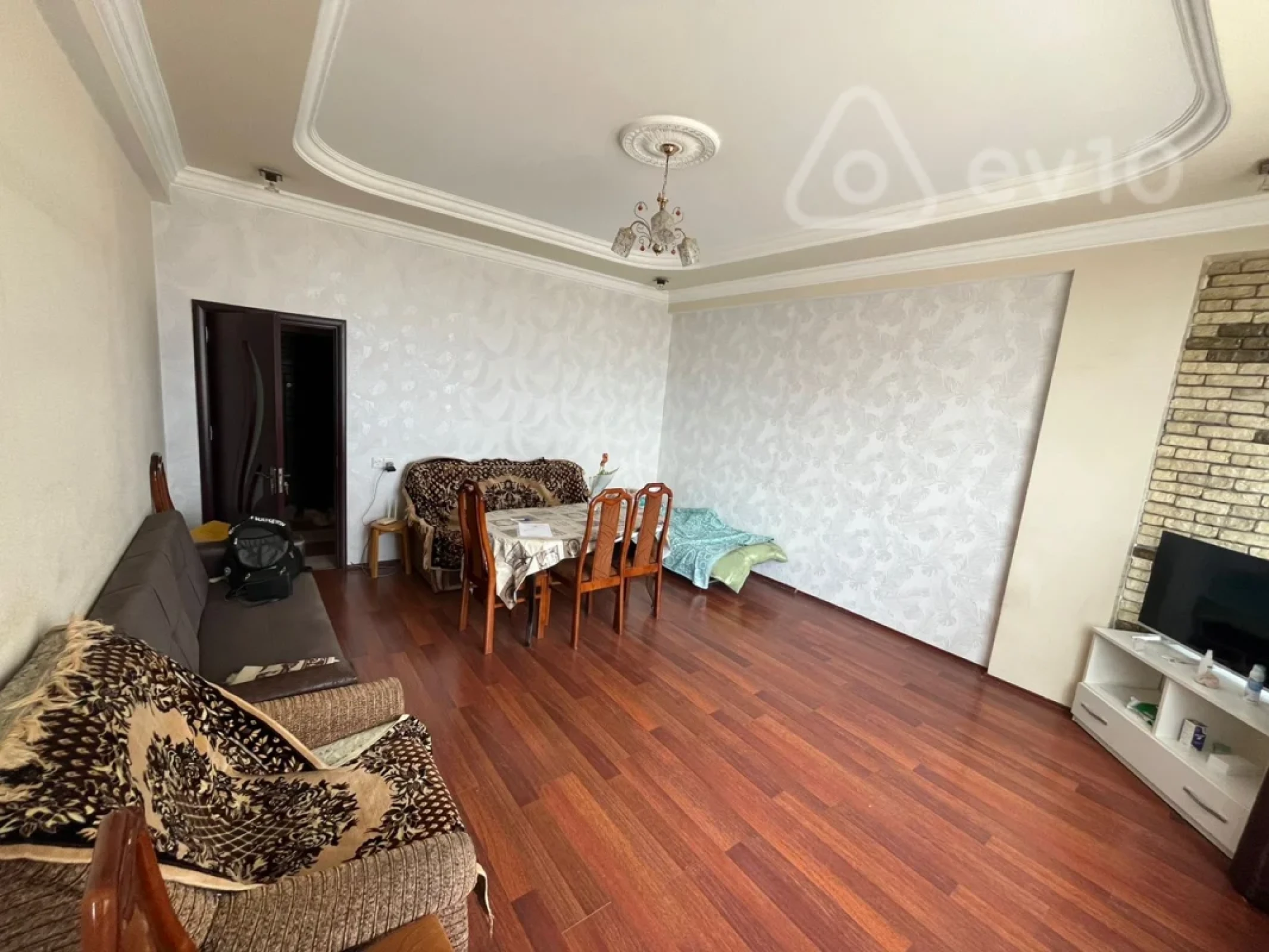 Kirayə verilir 2 otaqlı yeni tikili 45 m²