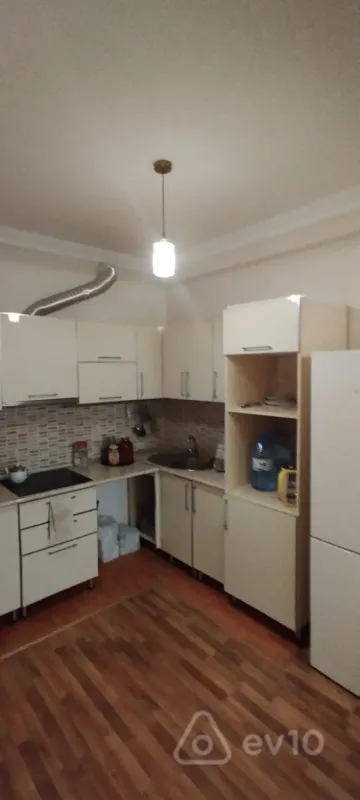 Kirayə verilir 3 otaqlı yeni tikili 80 m²