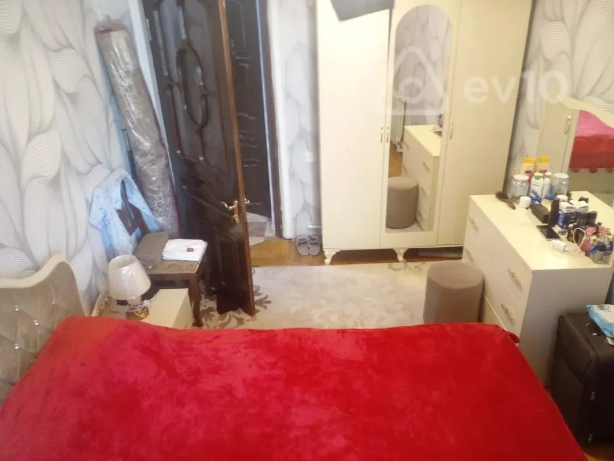 Satılır 3 otaqlı köhnə tikili 68.3 m²