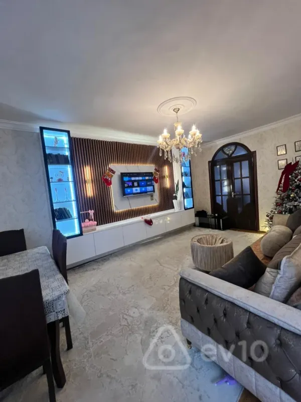 Satılır 3 otaqlı köhnə tikili 68.3 m²