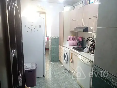 Satılır 3 otaqlı köhnə tikili 68.3 m²