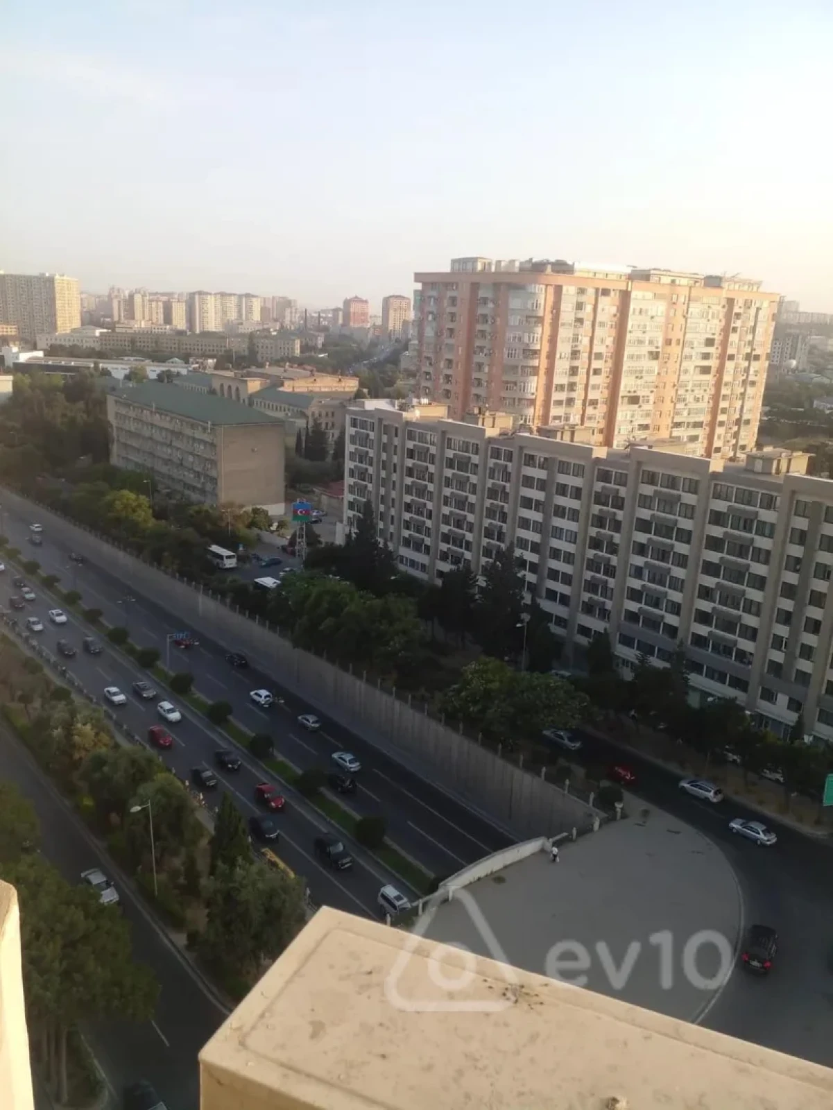 Satılır 3 otaqlı köhnə tikili 68.3 m²