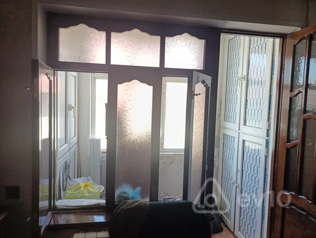 Satılır 4 otaqlı köhnə tikili 100 m²