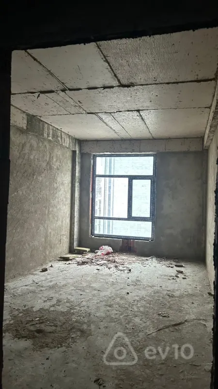 Satılır 2 otaqlı yeni tikili 83 m²