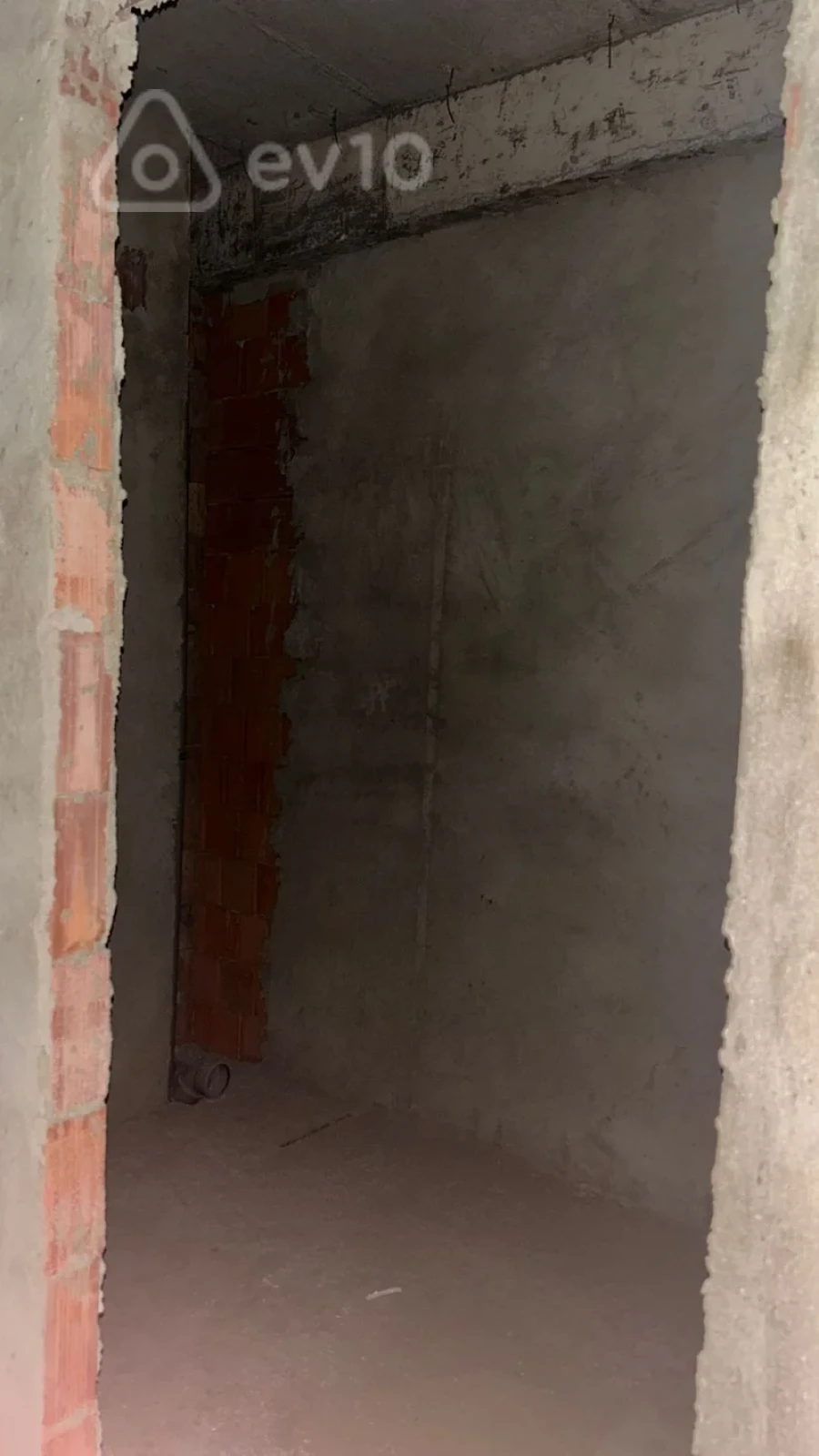 Satılır 2 otaqlı yeni tikili 83 m²