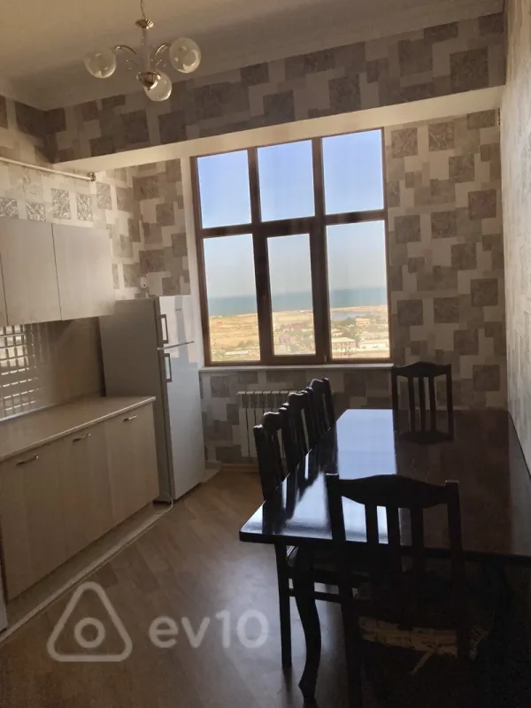 Kirayə verilir 2 otaqlı yeni tikili 78 m²
