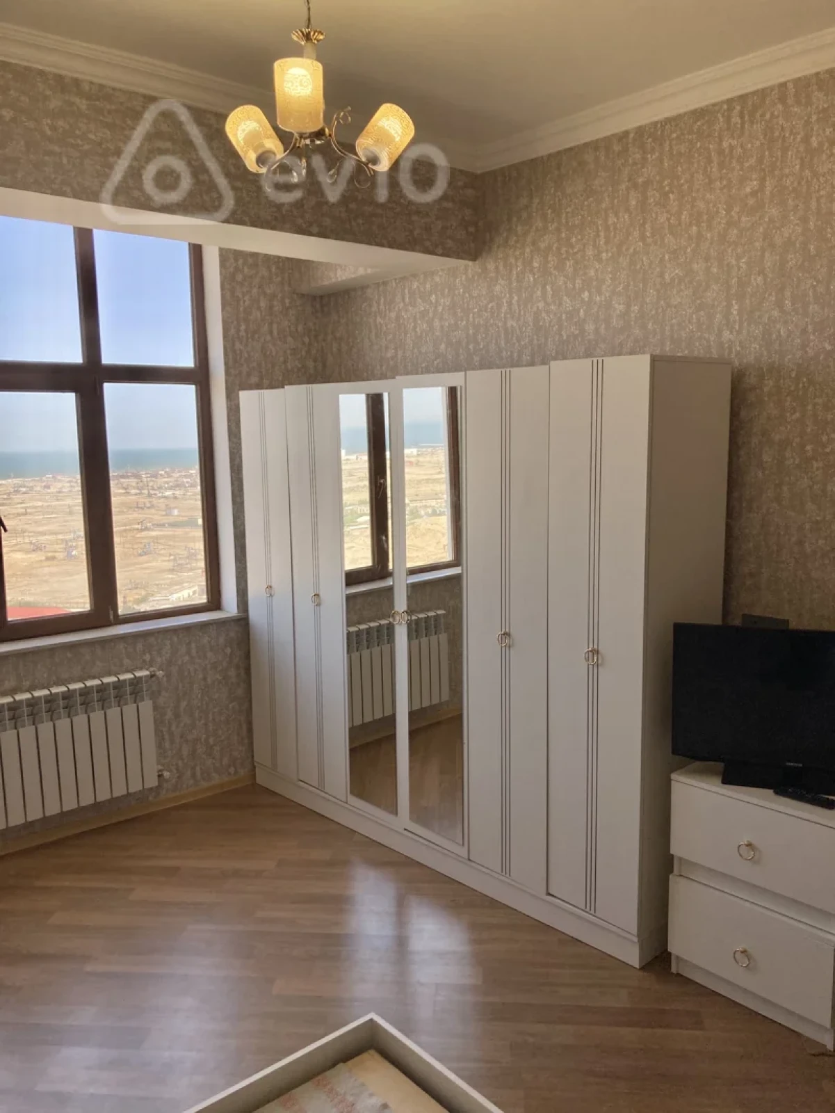 Kirayə verilir 2 otaqlı yeni tikili 78 m²