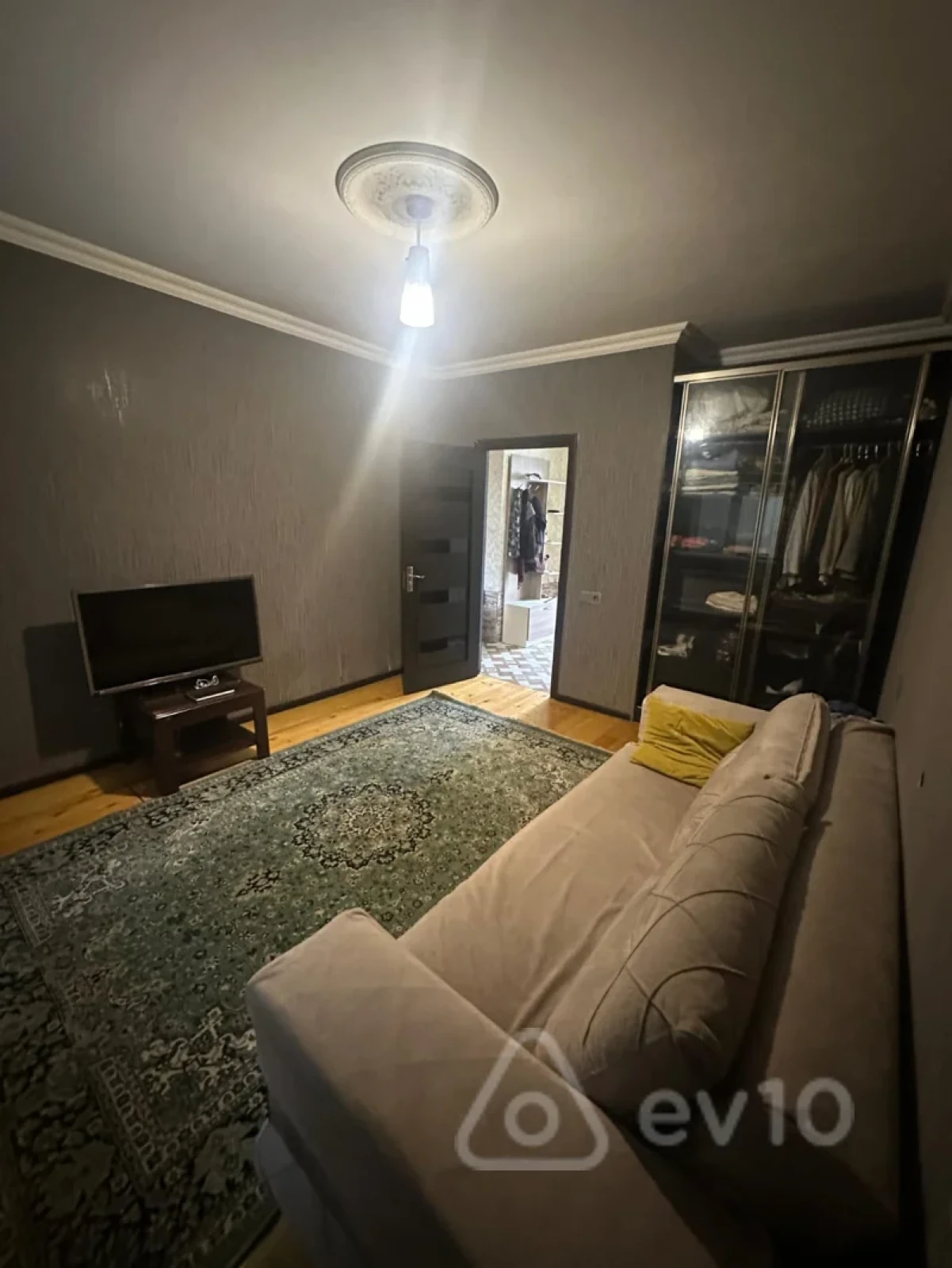 Satılır 5 otaqlı həyət evi 125 m²