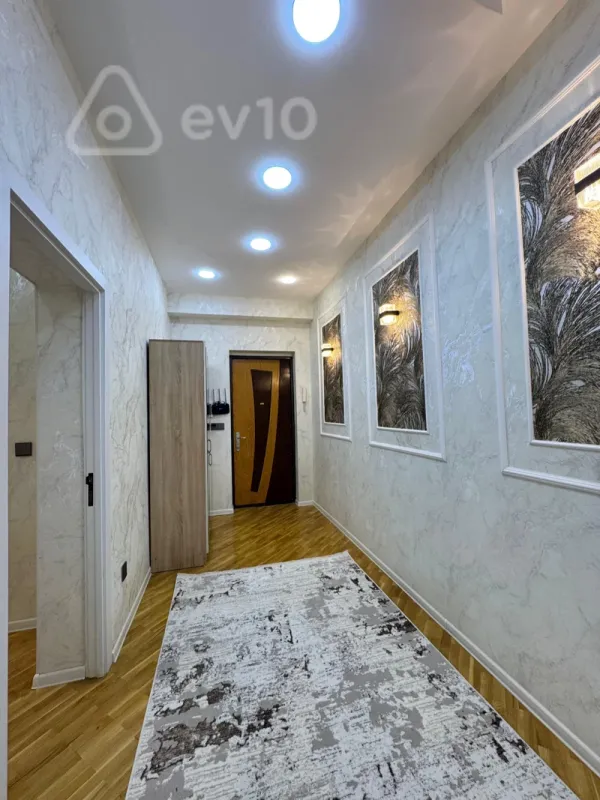 Kirayə verilir 3 otaqlı yeni tikili 65 m²